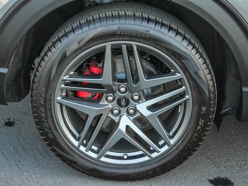 Used 2025 Ford Explorer ST w/ Sun And Sound Package RWD image 13