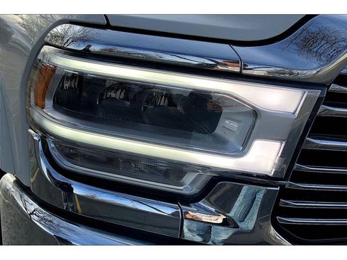 Used 2022 RAM 3500 Laramie image 28
