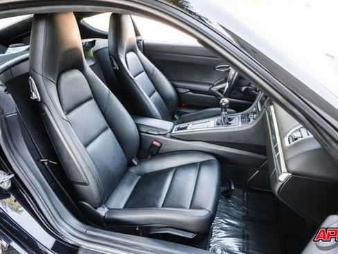 Used 2016 Porsche Cayman image 58