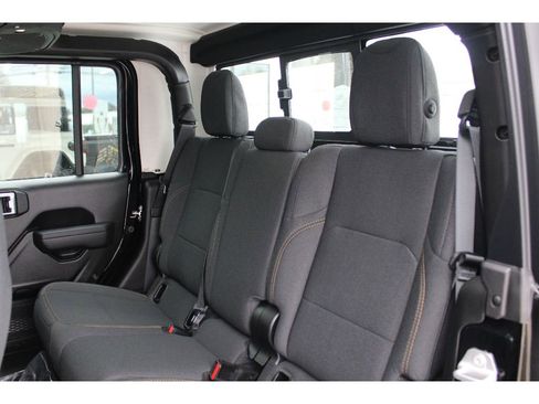 New 2026 Jeep Gladiator Sport image 34