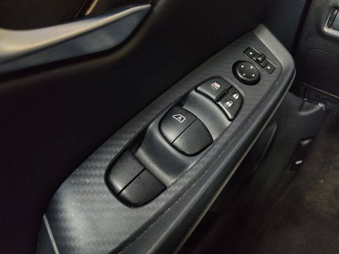 Used 2020 Nissan Sentra SV image 27