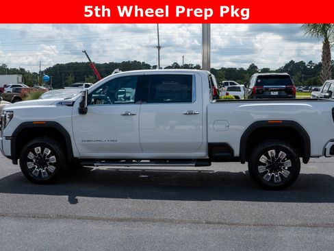 New 2025 GMC Sierra 2500 Denali image 6