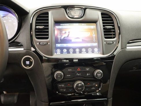 Used 2023 Chrysler 300 S RWD image 11