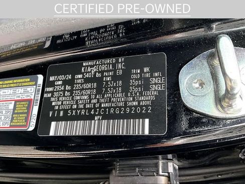 Certified 2024 Kia Sorento S FWD image 30