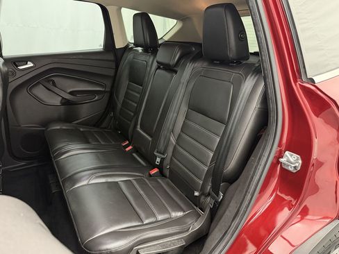 Used 2017 Ford Escape SE w/ SE Leather Comfort Package FWD image 23
