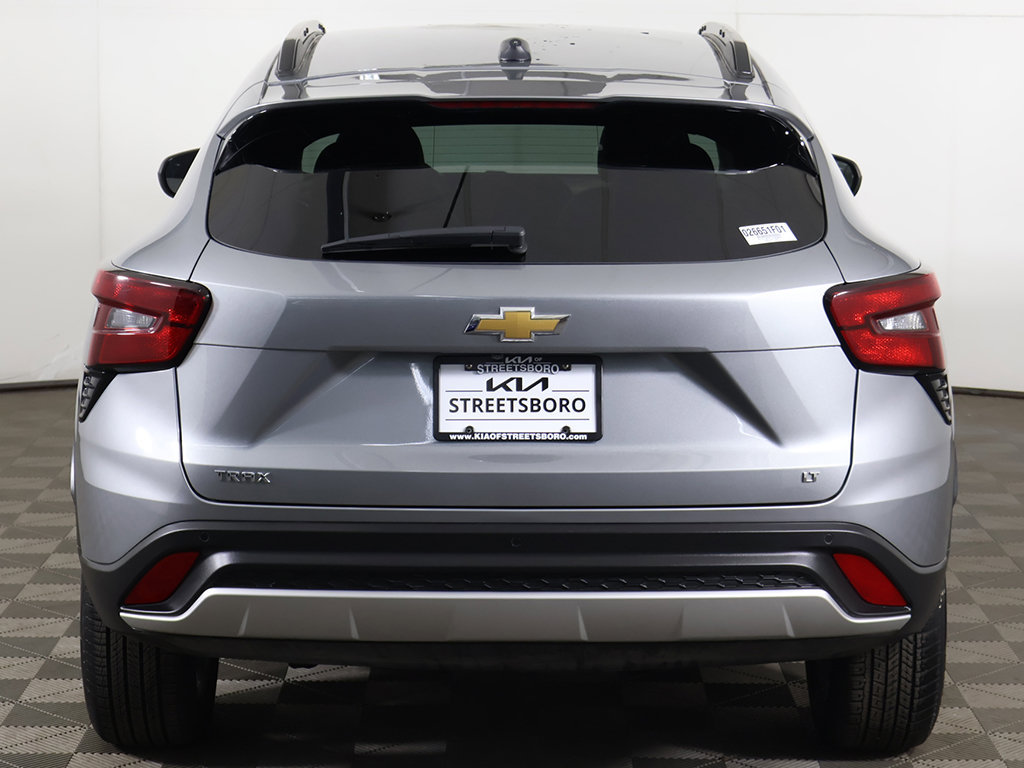 Used 2026 Chevrolet Trax LT w/ Driver Confidence Package FWD image 12