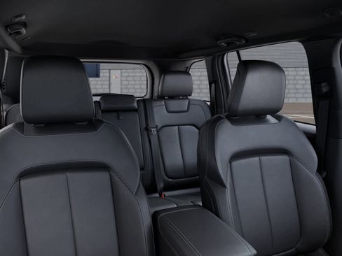 New 2025 Jeep Grand Cherokee Limited image 26