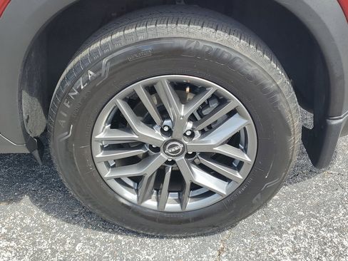 Certified 2023 Nissan Rogue S FWD image 8