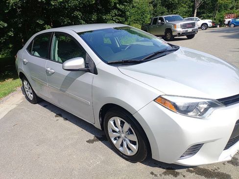 Used 2016 Toyota Corolla LE w/ Body Protection Package #1 FWD image 5