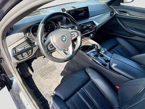 Used 2018 BMW 530e xDrive image 28
