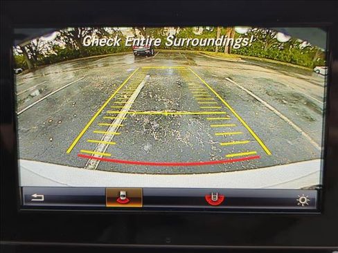 Used 2016 Mercedes-Benz C 300 Sedan image 11