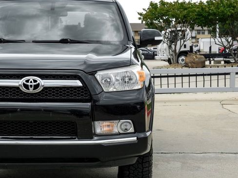 Used 2011 Toyota 4Runner SR5 RWD image 50