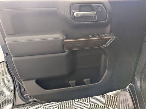 Used 2021 Chevrolet Silverado 1500 LT w/ Safety Package II image 10