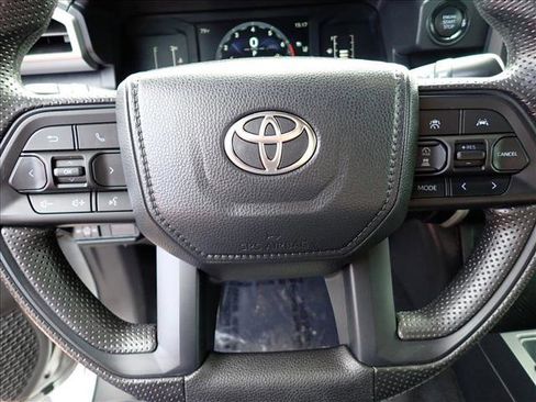 Used 2024 Toyota Tacoma SR5 AWD/4WD image 13