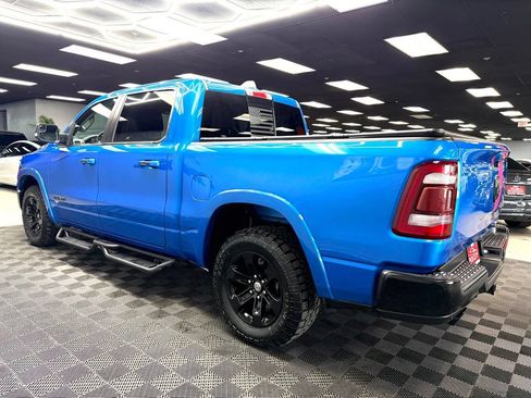 Used 2021 RAM 1500 Laramie AWD/4WD image 9
