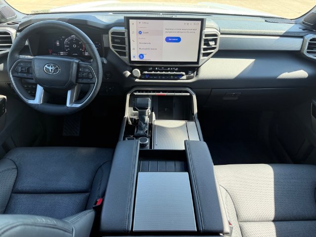 Used 2025 Toyota Sequoia Limited w/ Tow Technology Package AWD/4WD image 24