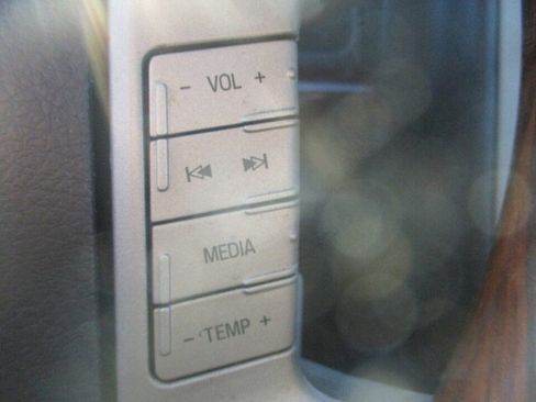 Used 2006 Lincoln Zephyr image 33