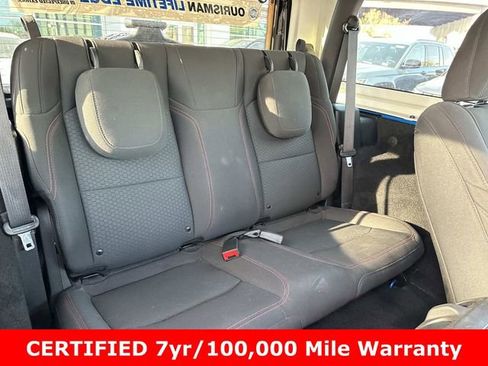 Certified 2022 Jeep Wrangler Rubicon w/ Cold Weather Group AWD/4WD image 12