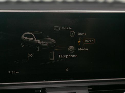 Used 2018 Audi Q5 2.0T Premium Plus w/ Premium Plus Package image 53