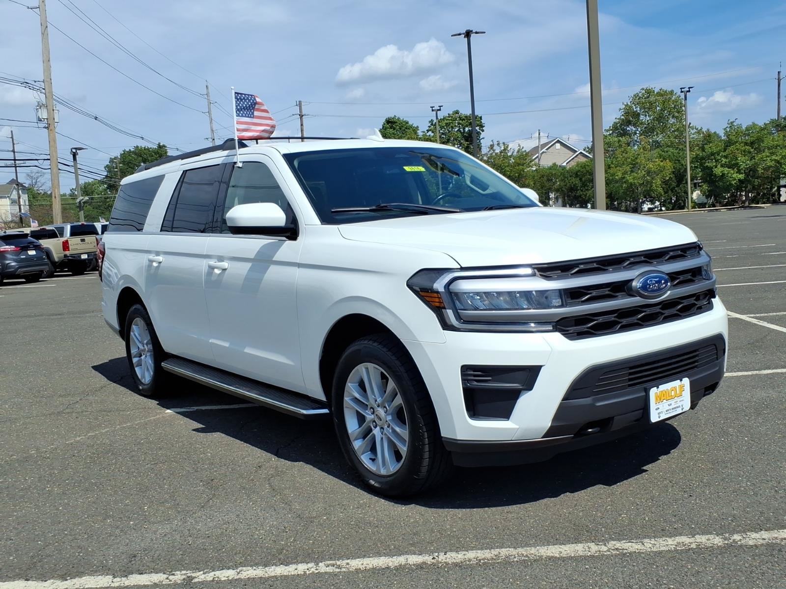 Used 2022 Ford Expedition Max XLT AWD/4WD image 1