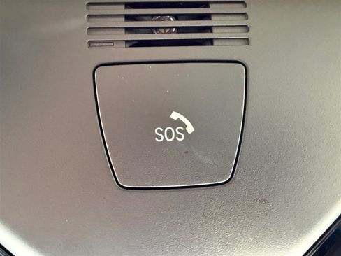 Used 2019 BMW X3 sDrive30i w/ Executive Package image 22