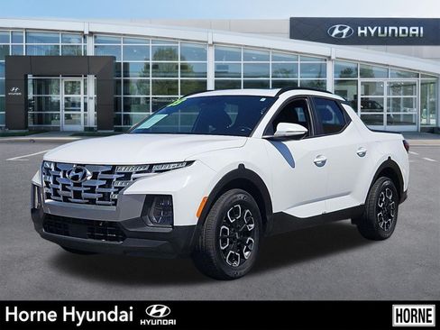 Used 2023 Hyundai Santa Cruz SEL Premium AWD/4WD image 1