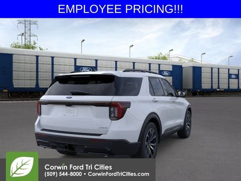 New 2026 Ford Explorer ST-Line AWD/4WD image 8