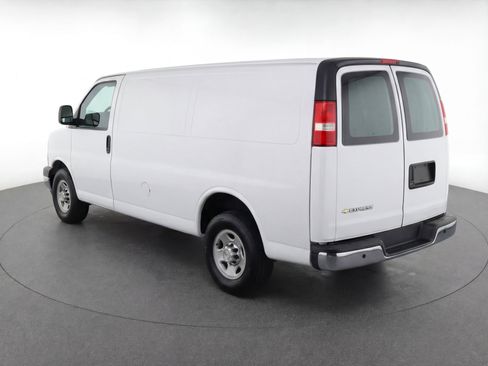 Used 2025 Chevrolet Express 3500 LT w/ LT Preferred Equipment Group RWD image 6