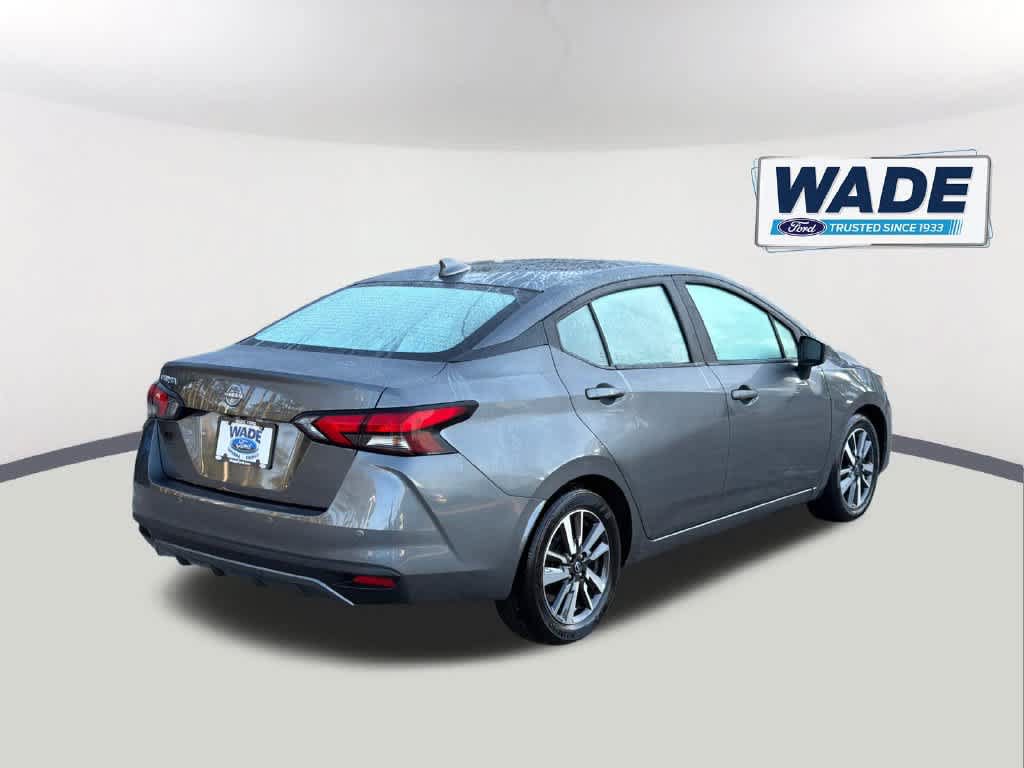 Used 2025 Nissan Versa SV FWD image 5
