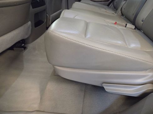 Used 2019 Chevrolet Tahoe LT w/ Luxury Package image 44