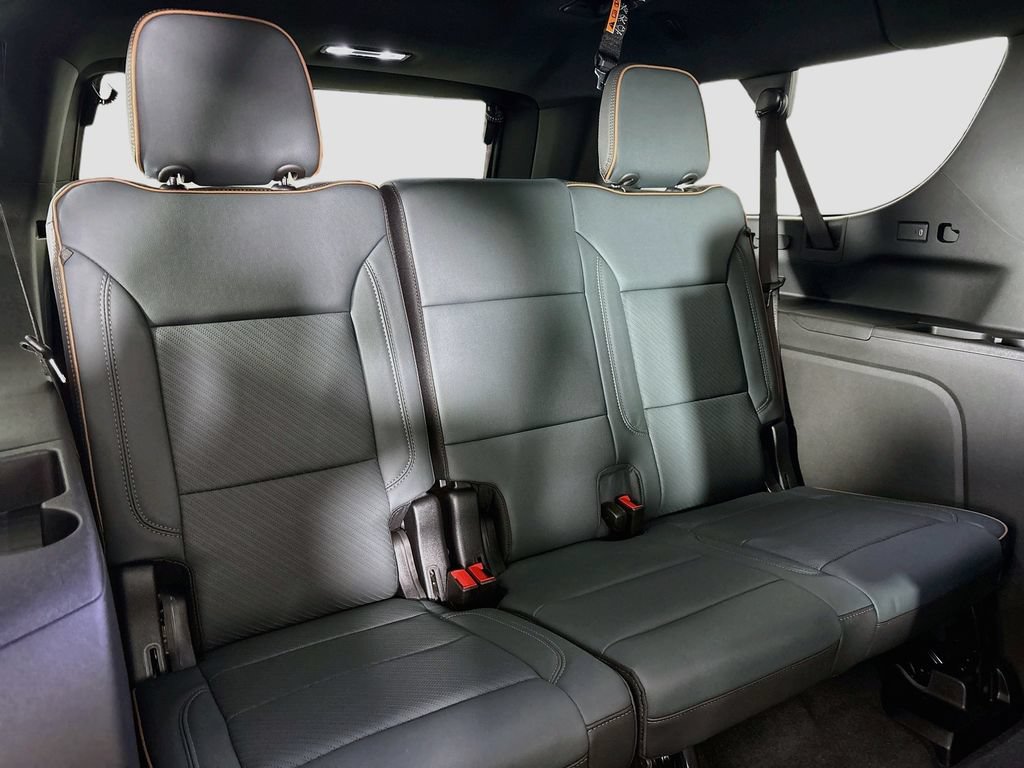 New 2026 GMC Yukon XL AT4 AWD/4WD image 28