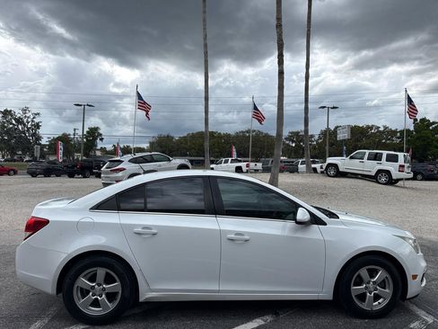 Used 2016 Chevrolet Cruze LT FWD image 6