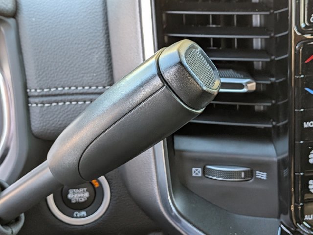 New 2026 RAM 2500 Laramie AWD/4WD image 32