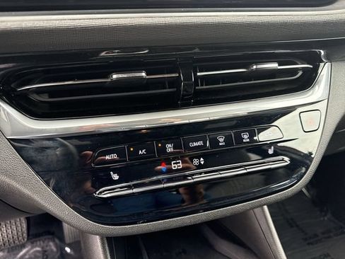 Used 2024 Buick Envista Avenir FWD image 19