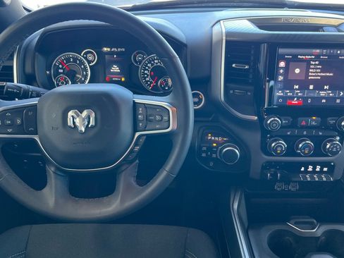Used 2025 RAM 1500 Big Horn AWD/4WD image 11