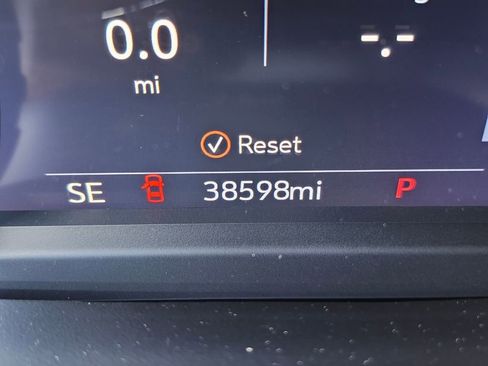 Used 2021 Chevrolet Silverado 1500 High Country image 29