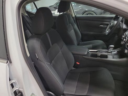 Used 2025 Nissan Sentra SV image 17