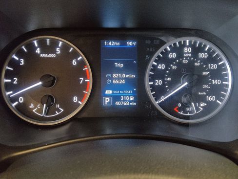 Used 2025 Nissan Sentra S FWD image 23