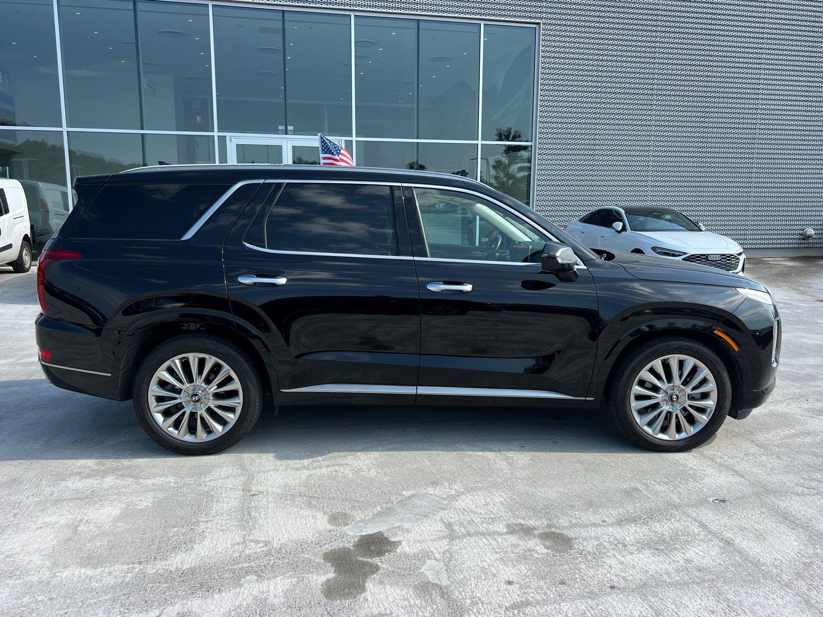 Used 2020 Hyundai Palisade Limited FWD image 4