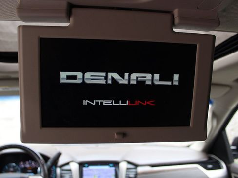 Used 2018 GMC Yukon Denali w/ Denali Ultimate Package AWD/4WD image 28