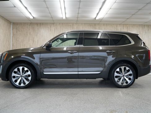 Used 2020 Kia Telluride S AWD/4WD image 5
