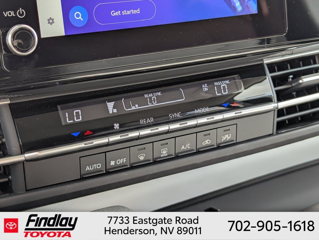 Certified 2025 Toyota Sienna LE AWD/4WD image 25