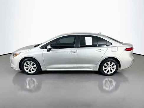 Used 2024 Toyota Corolla LE FWD image 5