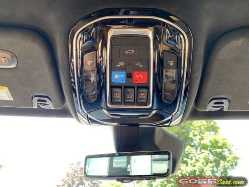 Certified 2022 Jeep Grand Wagoneer Series III w/ Rear Seat Video Group 1 AWD/4WD image 15