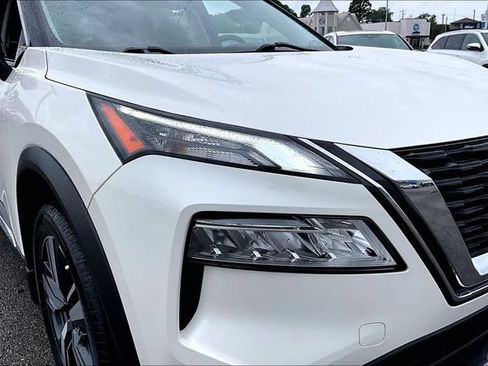 Used 2023 Nissan Rogue SL FWD image 29