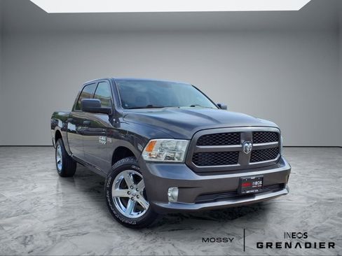 Used 2018 RAM 1500 Express w/ Express Value Package AWD/4WD image 1
