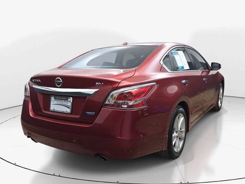 Used 2014 Nissan Altima 2.5 SV w/ Convenience Package FWD image 6