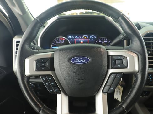 Used 2017 Ford F250 Lariat w/ Chrome Package image 10