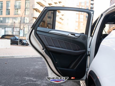 Used 2019 Mercedes-Benz GLE 63 AMG S image 48