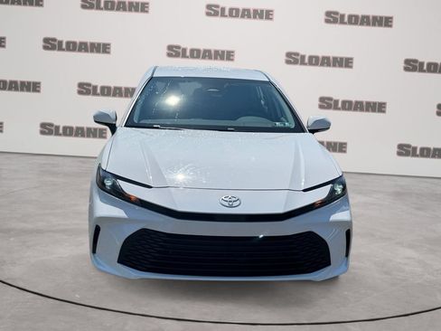Used 2025 Toyota Camry LE FWD image 8